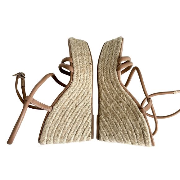 BP Women's Cohan Tan Espadrille Platform Wedge
Sandals Size 8.5 - Picture 4 of 6
